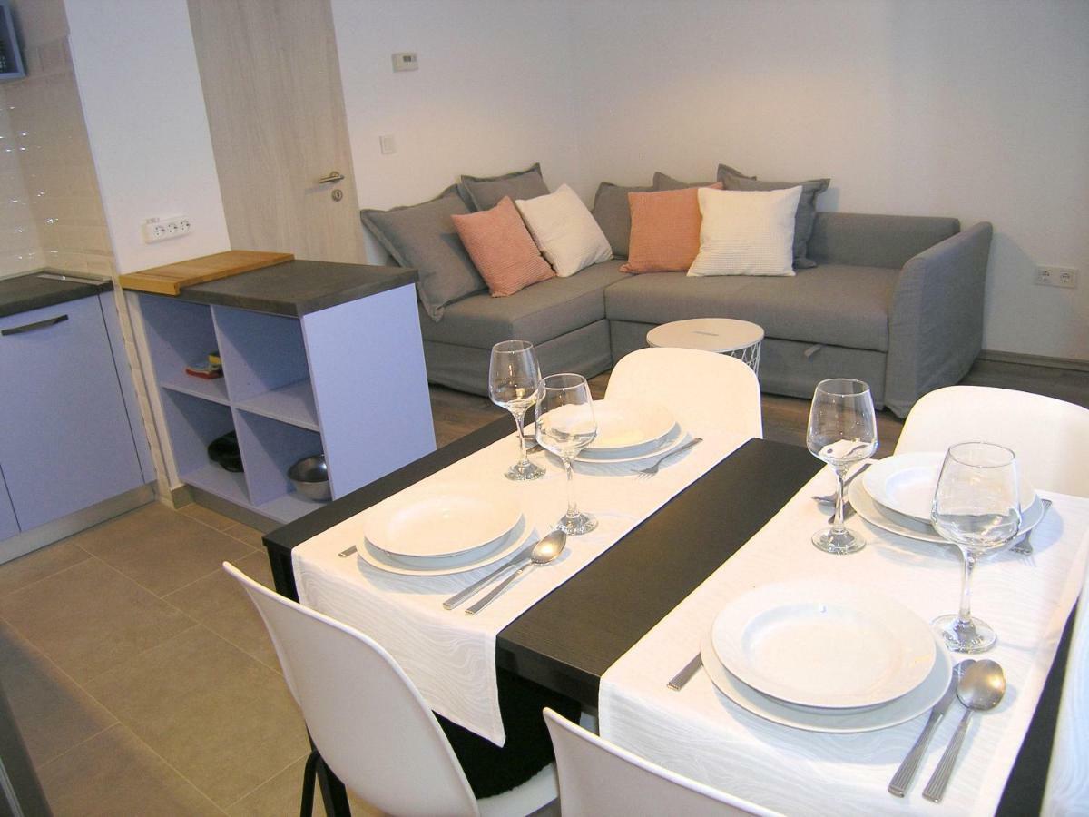 Apartments Ines 克尔克 外观 照片