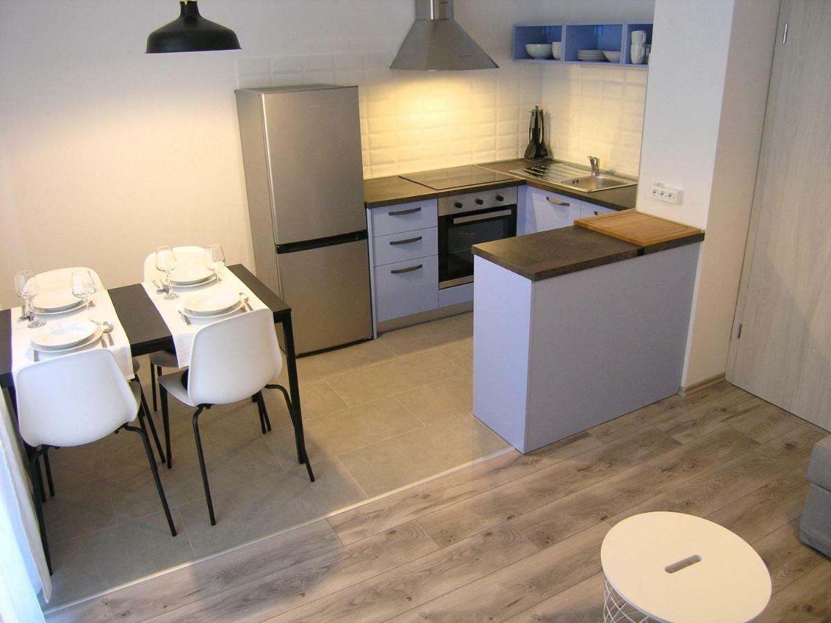 Apartments Ines 克尔克 外观 照片